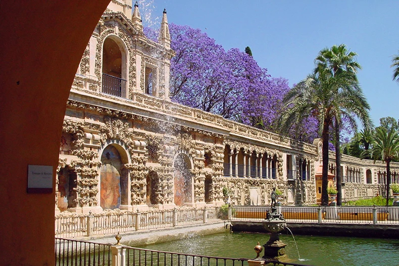 Cung điện Alcázar, Sevilla