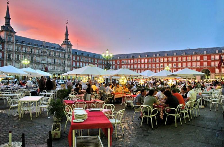 http://travelplusvn.com/public/uploads/images/Avatar_Tour_285x428/TAY_BAN_NHA/travelplus_madrid_3_780x510.jpg